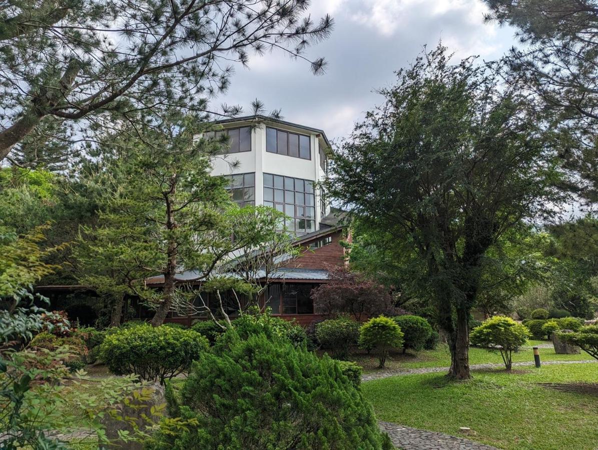 Flying Villa Nantou Extérieur photo