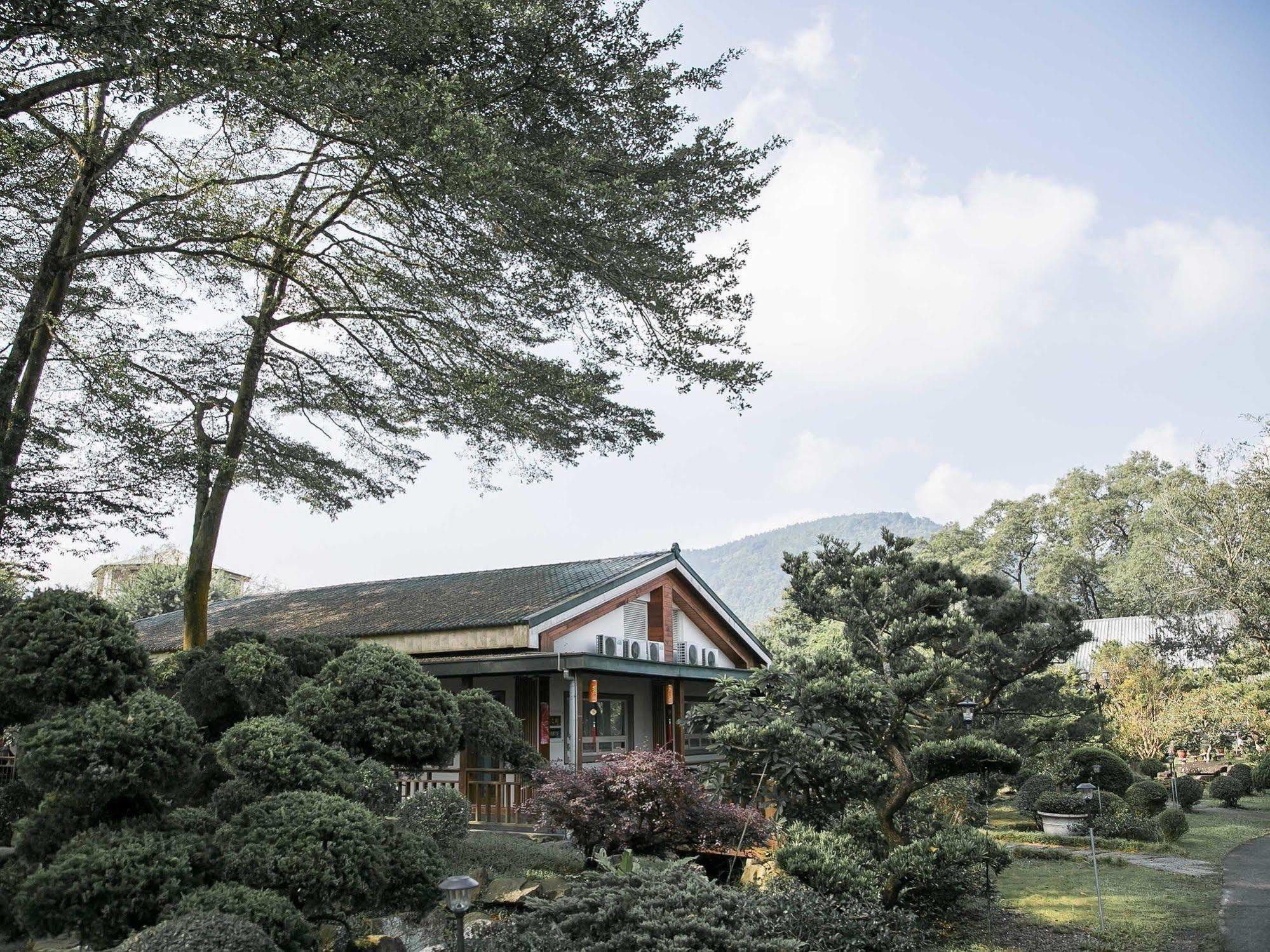 Flying Villa Nantou Extérieur photo