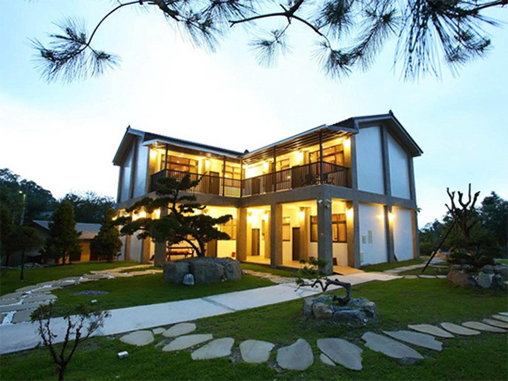 Flying Villa Nantou Extérieur photo